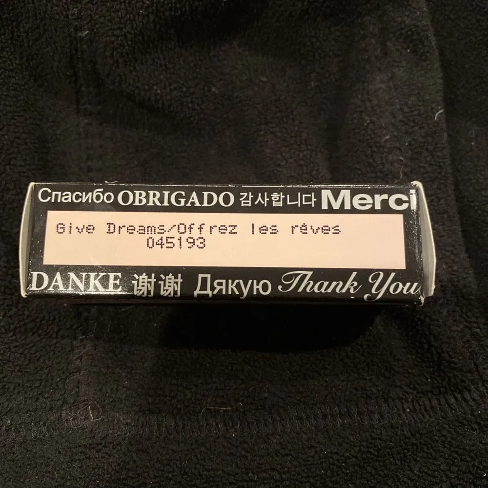 Mary Kay ~ Creme Lipstick ~ Give Dreams ~‎  New, in box